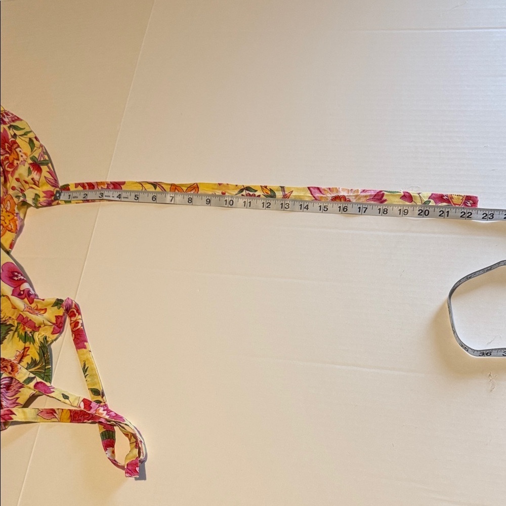 April Cornell Yellow Floral Tiered Apron - Picture 11 of 11